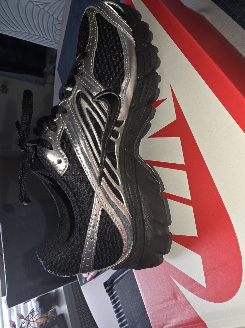 Nike Air Max Moto 2K Black/Metallic Silver Mesh Low Top Sneakers Size 8w